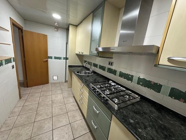 Pis en venda a Calle TORTOSA, Congrés