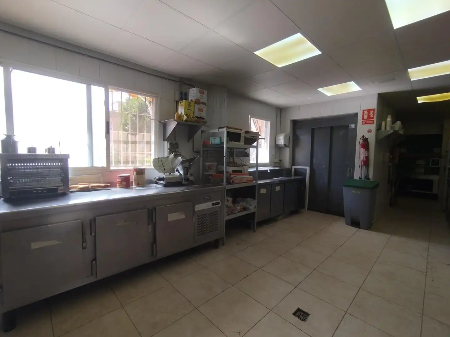 Local en venta en Calabardina