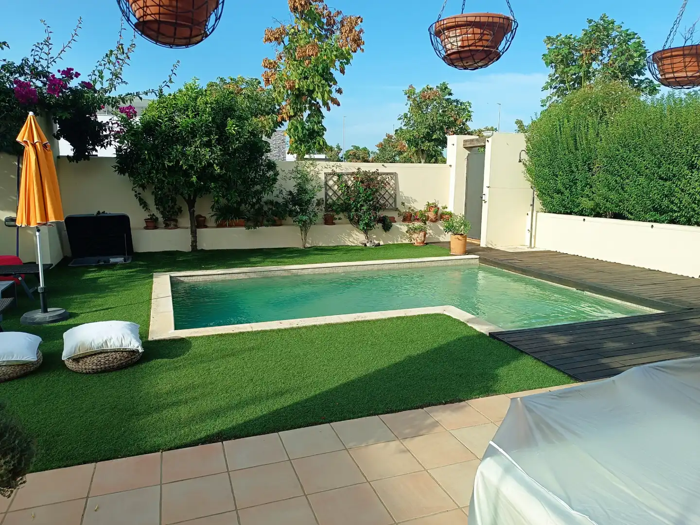 Piscina de Casa adosada en venta en Puerto Real con Aire acondicionado, Jardín privado y Parquet