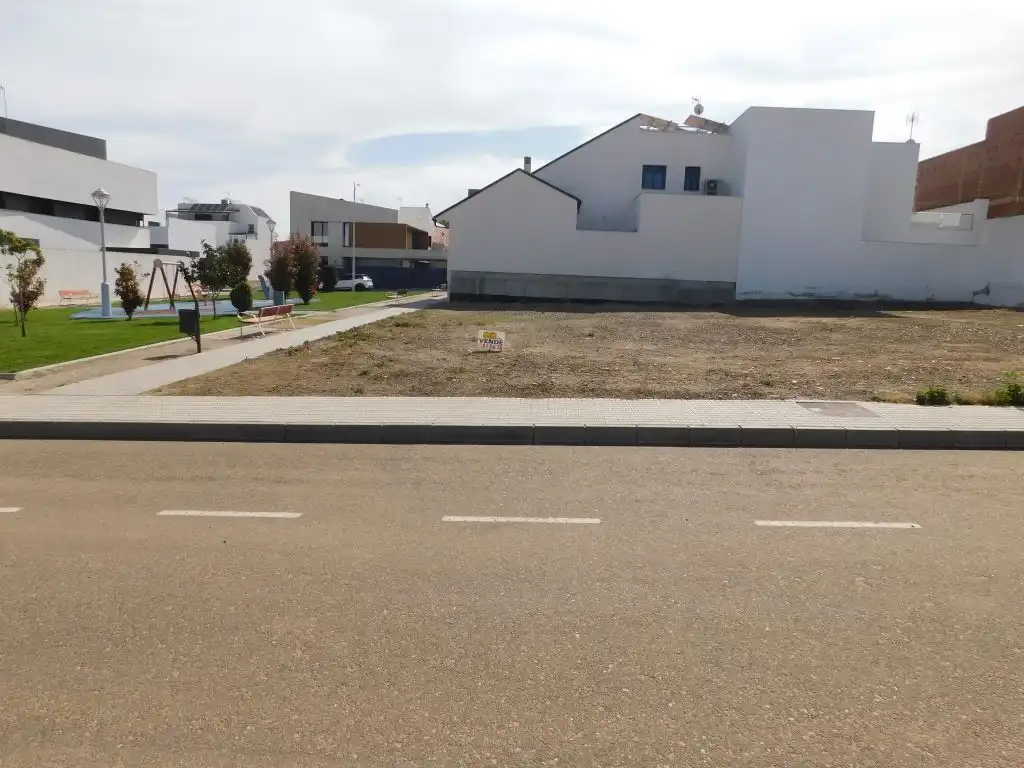 Terreno residencial en venta en Don Benito