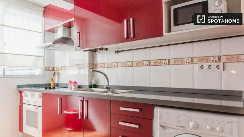 Room in Nou Benicalap