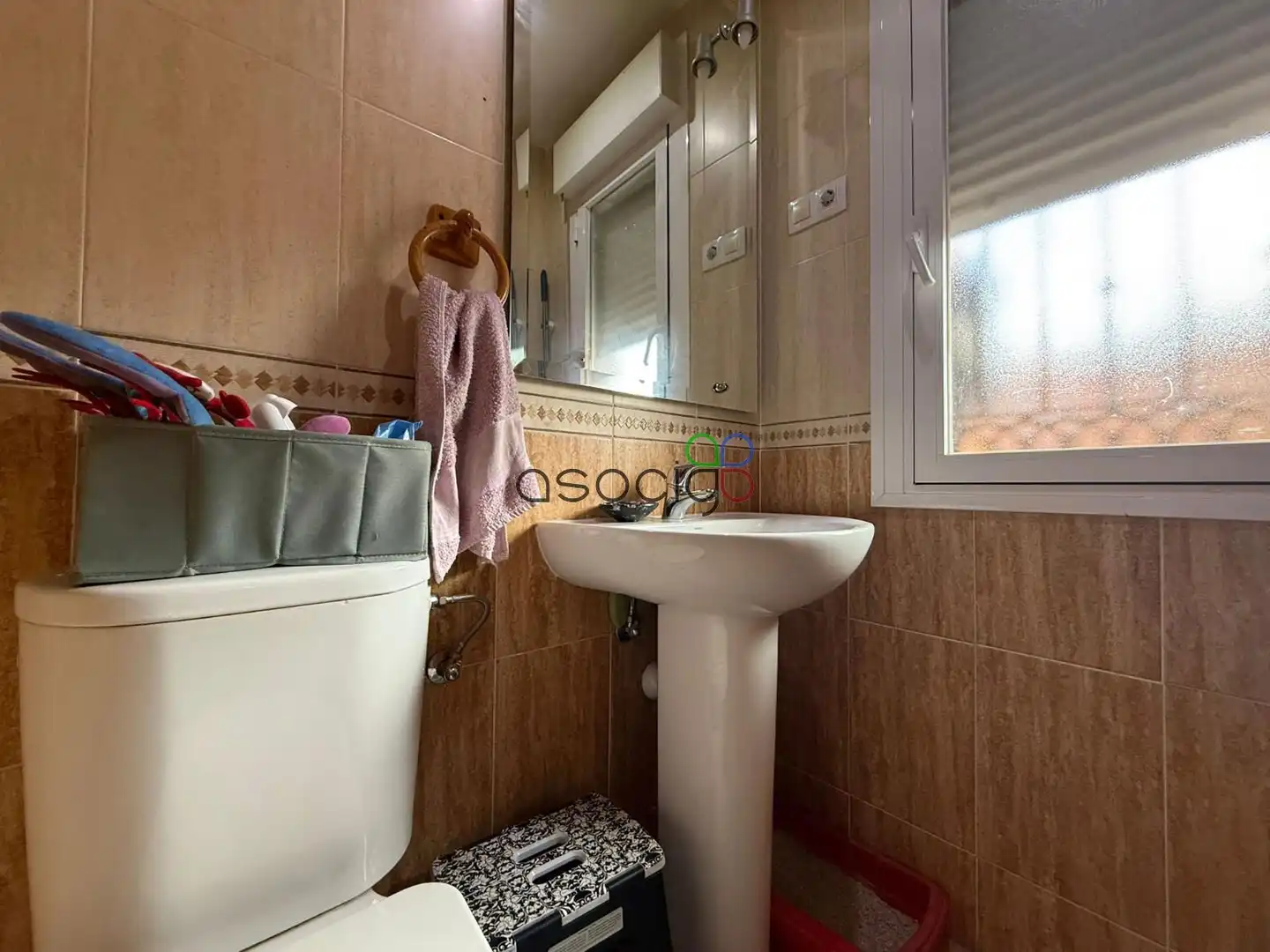 Baño de Casa adosada en venta en Chiloeches con Calefacción y Jardín privado