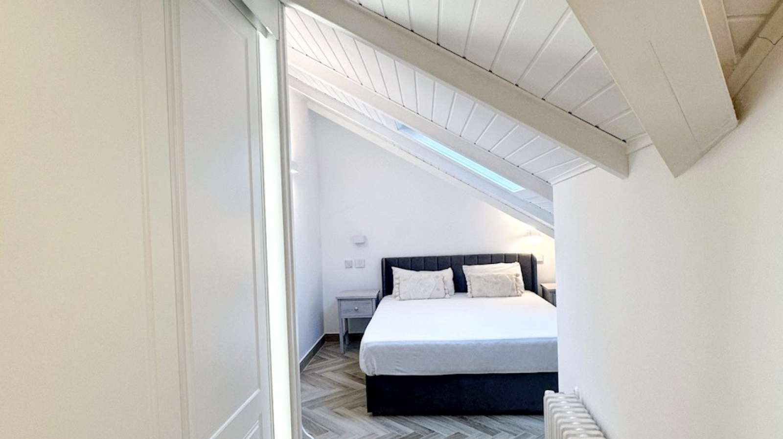 Bedroom of Apartment to share in  Madrid Capital  with Air Conditioner, Heating and Terrace