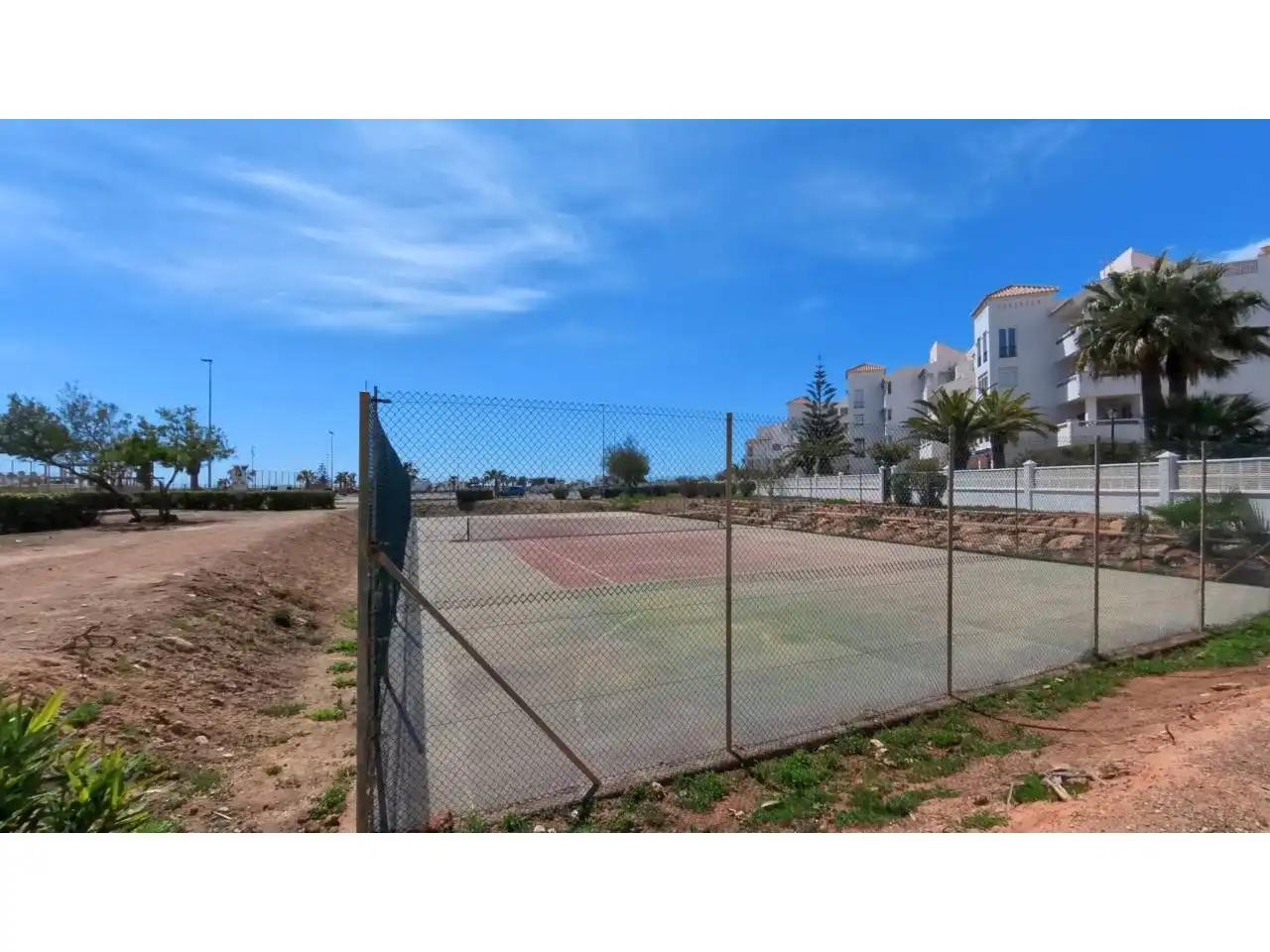 Vista exterior de Apartament en venda en El Ejido amb Terrassa, Moblat i Piscina comunitària