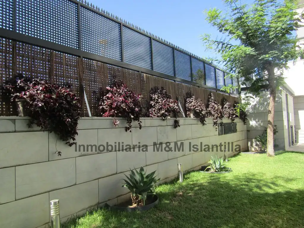 Terraza de Piso en venta en Isla Cristina con Terraza, Horno y Lavadora