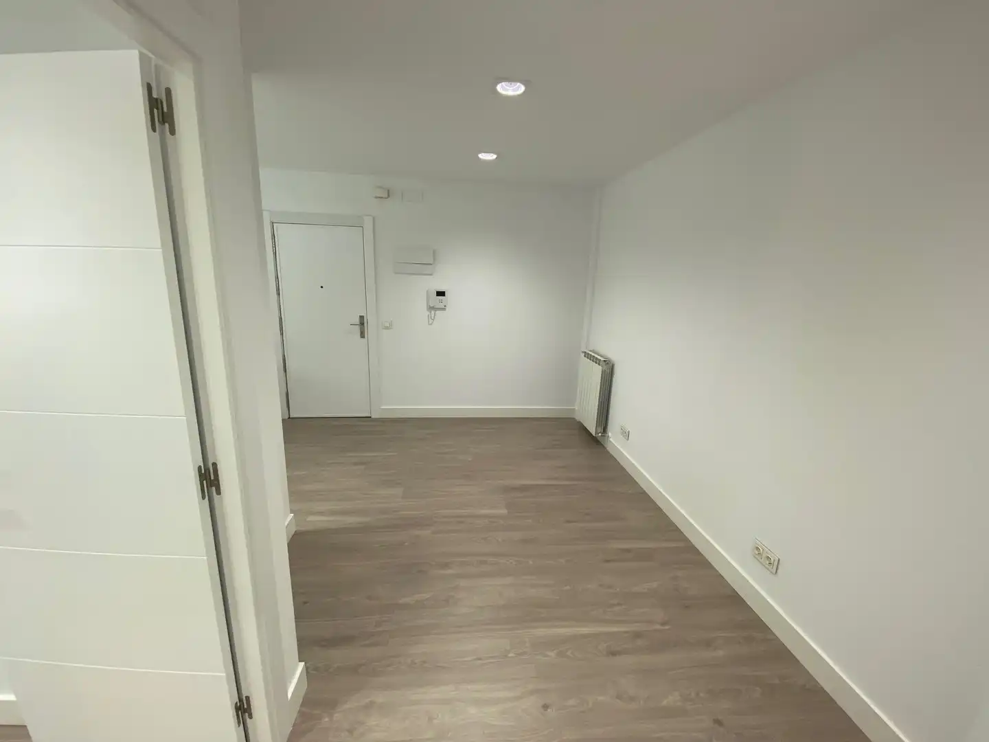 Study for rent in Zaragoza  with Furnished