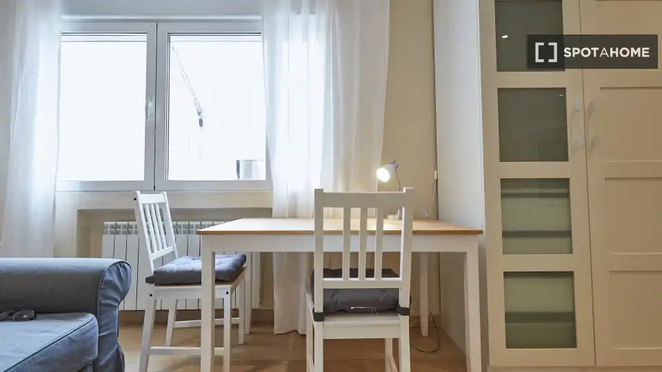 Room in Universidad - Malasaña