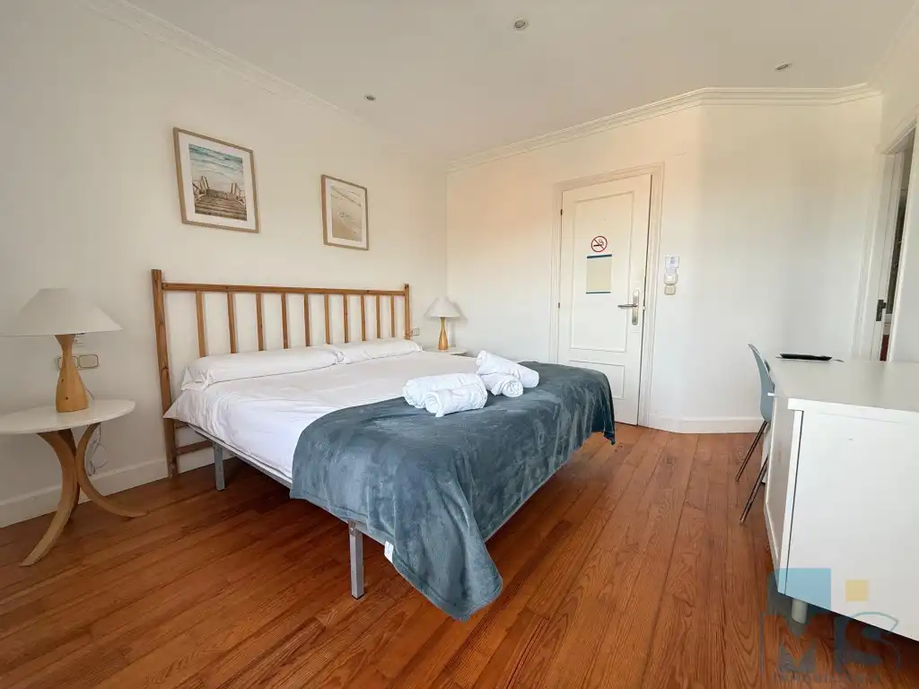 Dormitori de Casa o xalet en venda en Hondarribia
