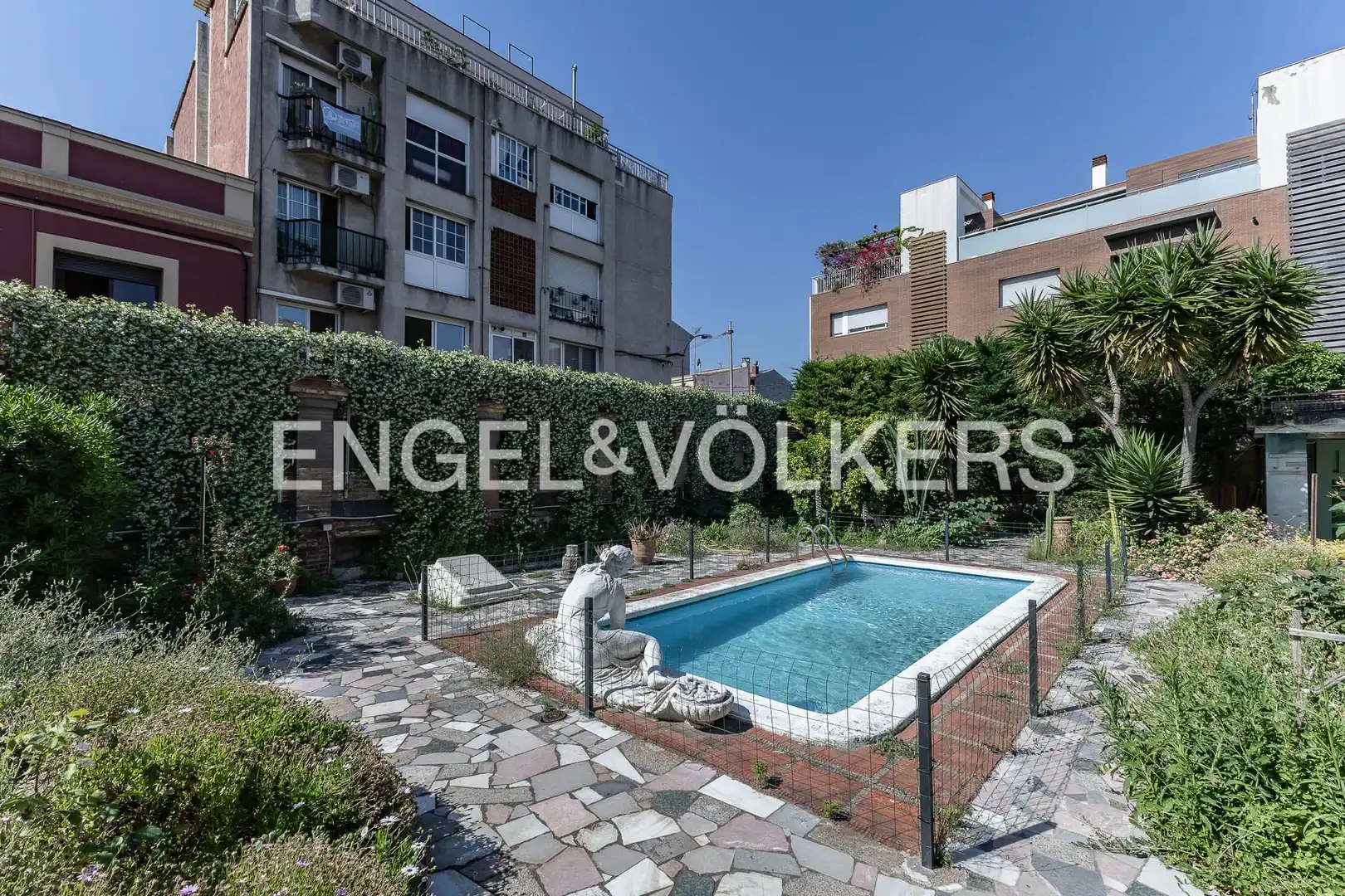 Swimming pool of Houses for sale in El Prat de Llobregat  with Heating, Private garden and Terrace