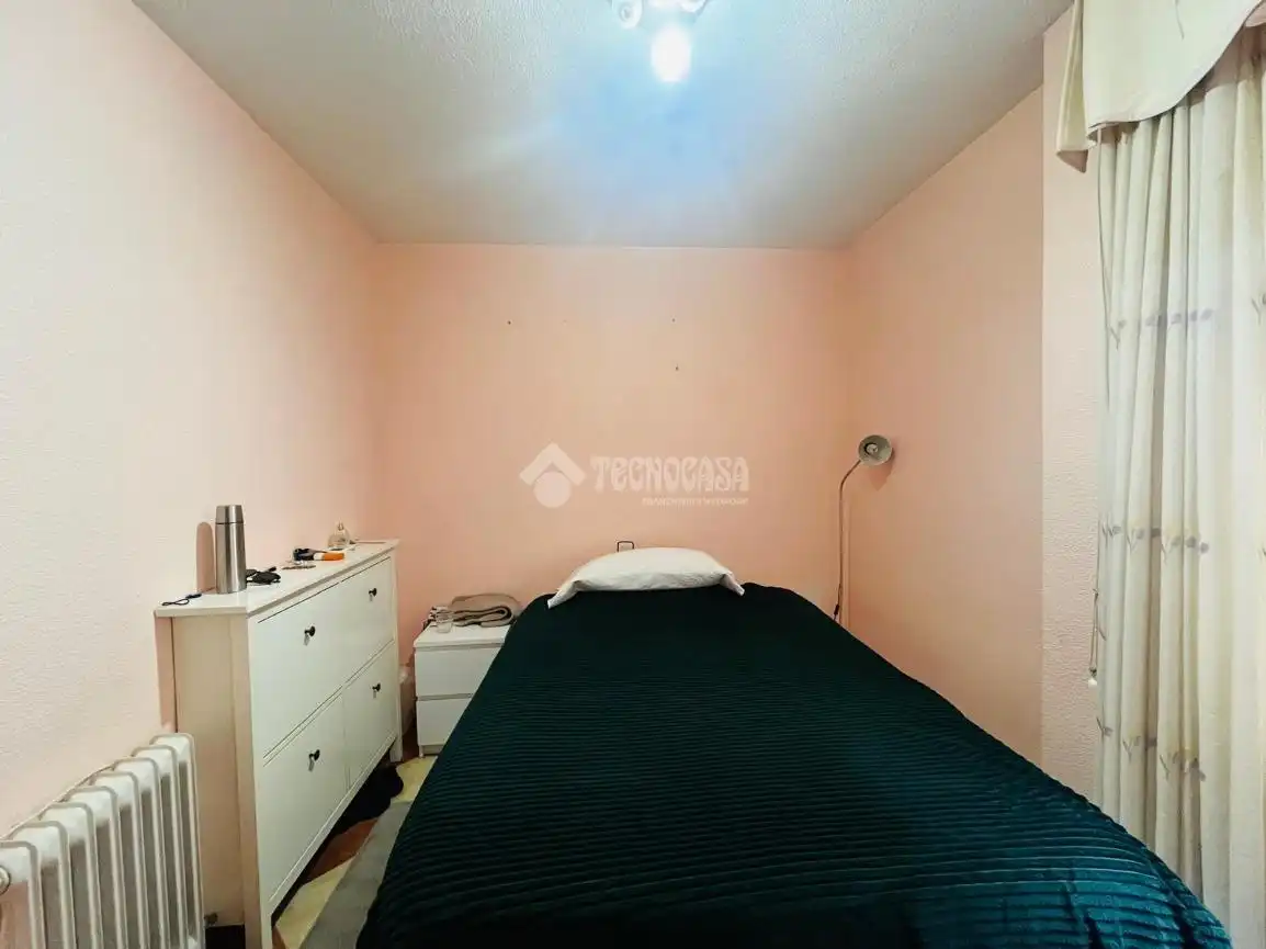 Schlafzimmer von Wohnung zum Verkauf in Villa de Vallecas
