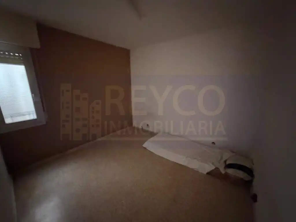 Schlafzimmer von Wohnung zum Verkauf in  Logroño