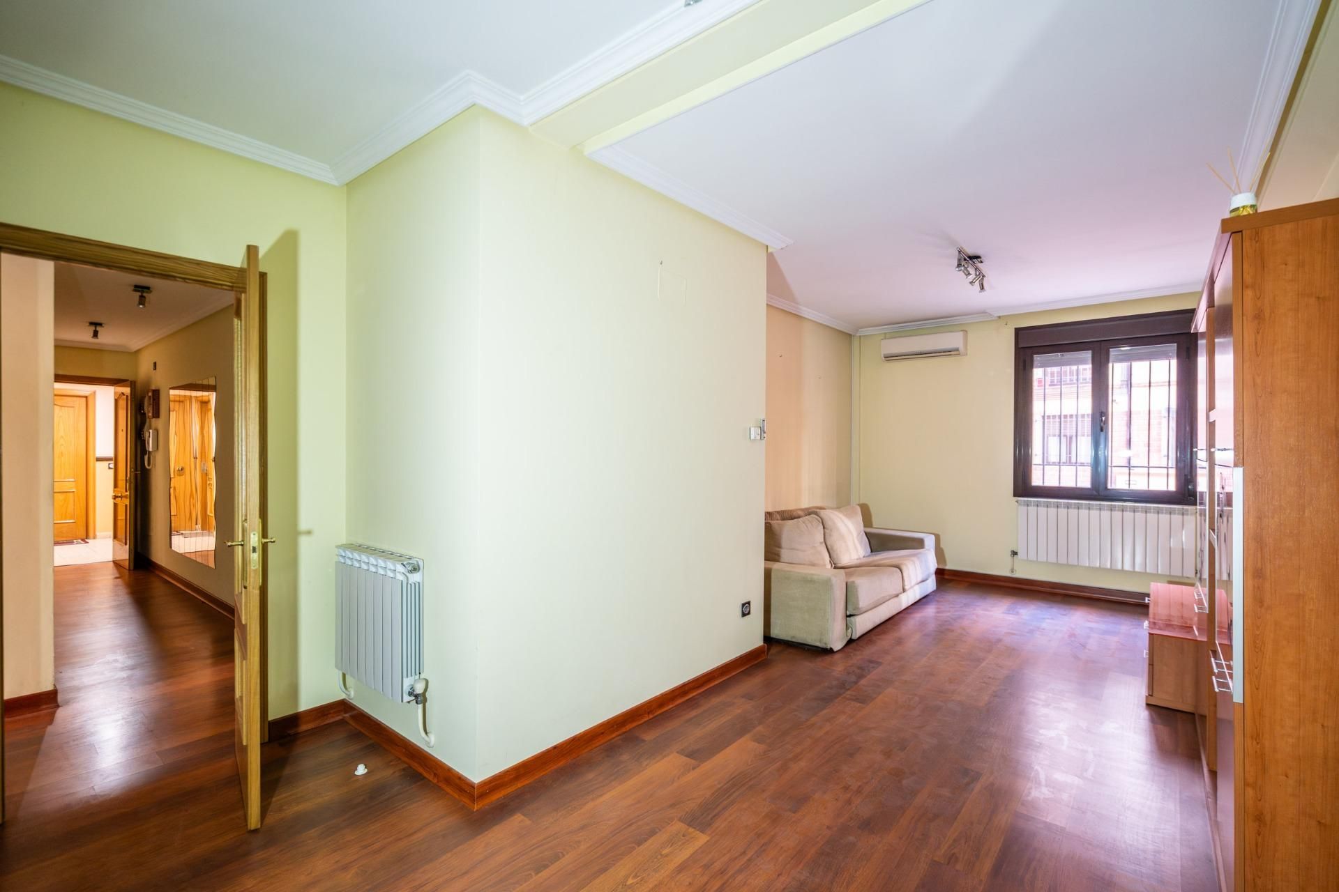 Planta baja for sale in Ocaña  with Air Conditioner, Heating and Community pool