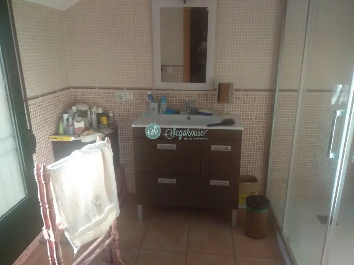 Baño de Casa o chalet en venta en Los Huertos con Calefacción y Trastero