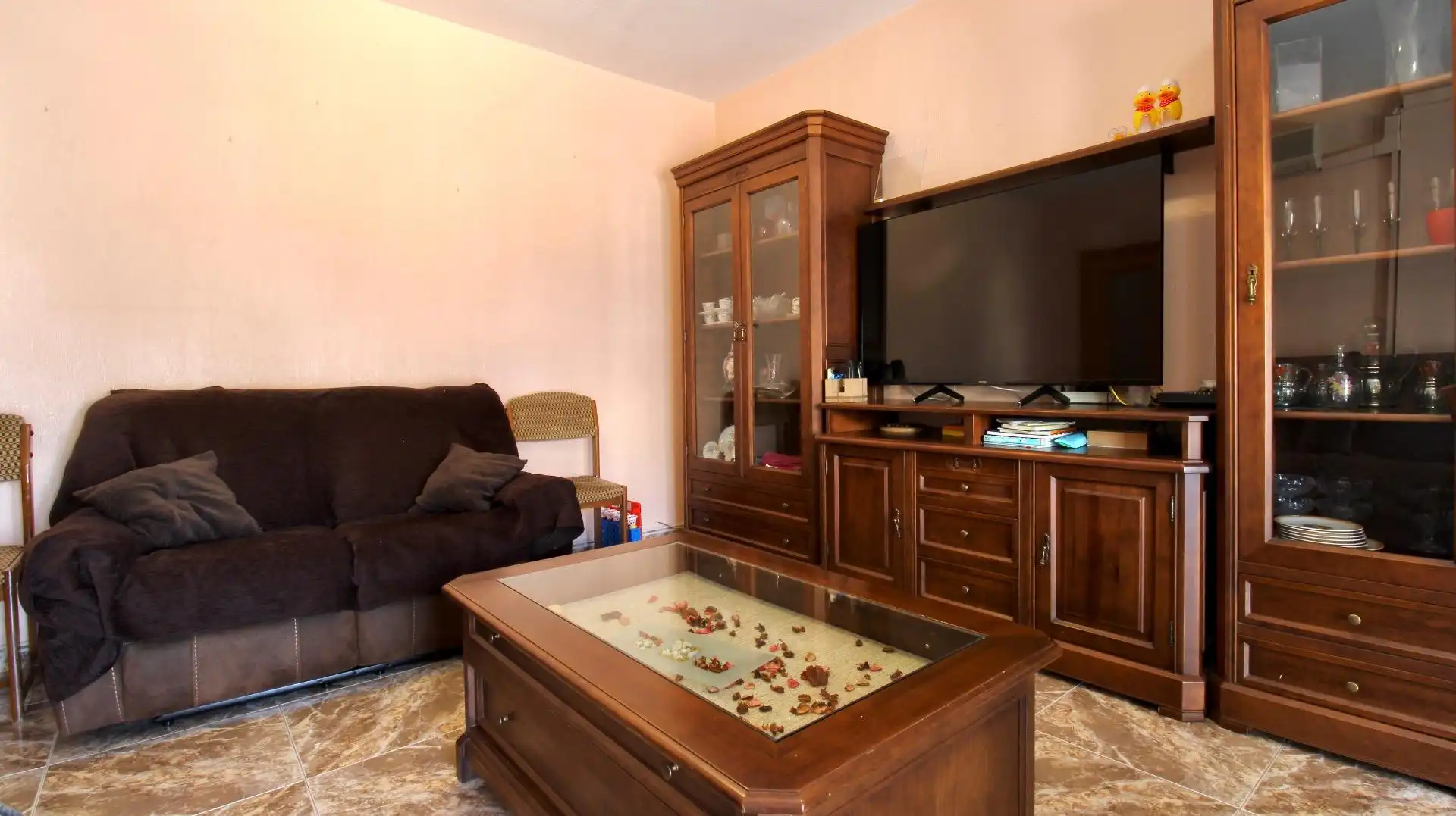 Sala de estar de Casa adosada en venta en Roquetas de Mar con Aire acondicionado, Terraza y Trastero