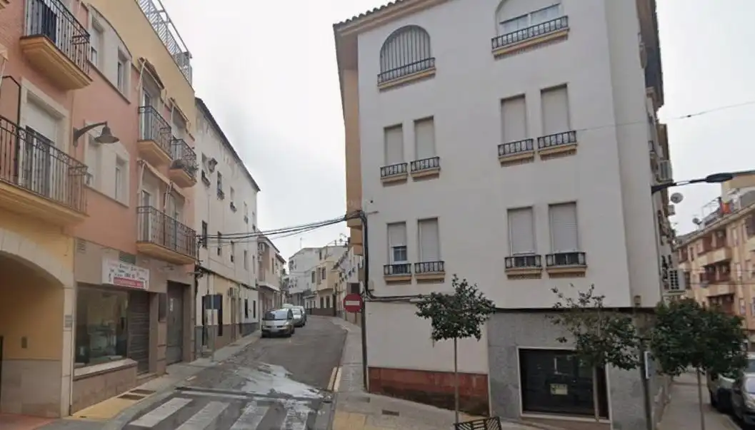 Vista exterior de Piso en venta en Bailén