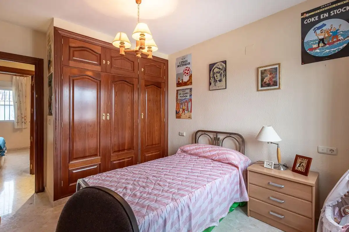 Habitación de Casa o chalet en venta en Villa de Otura con Jardín privado y Piscina