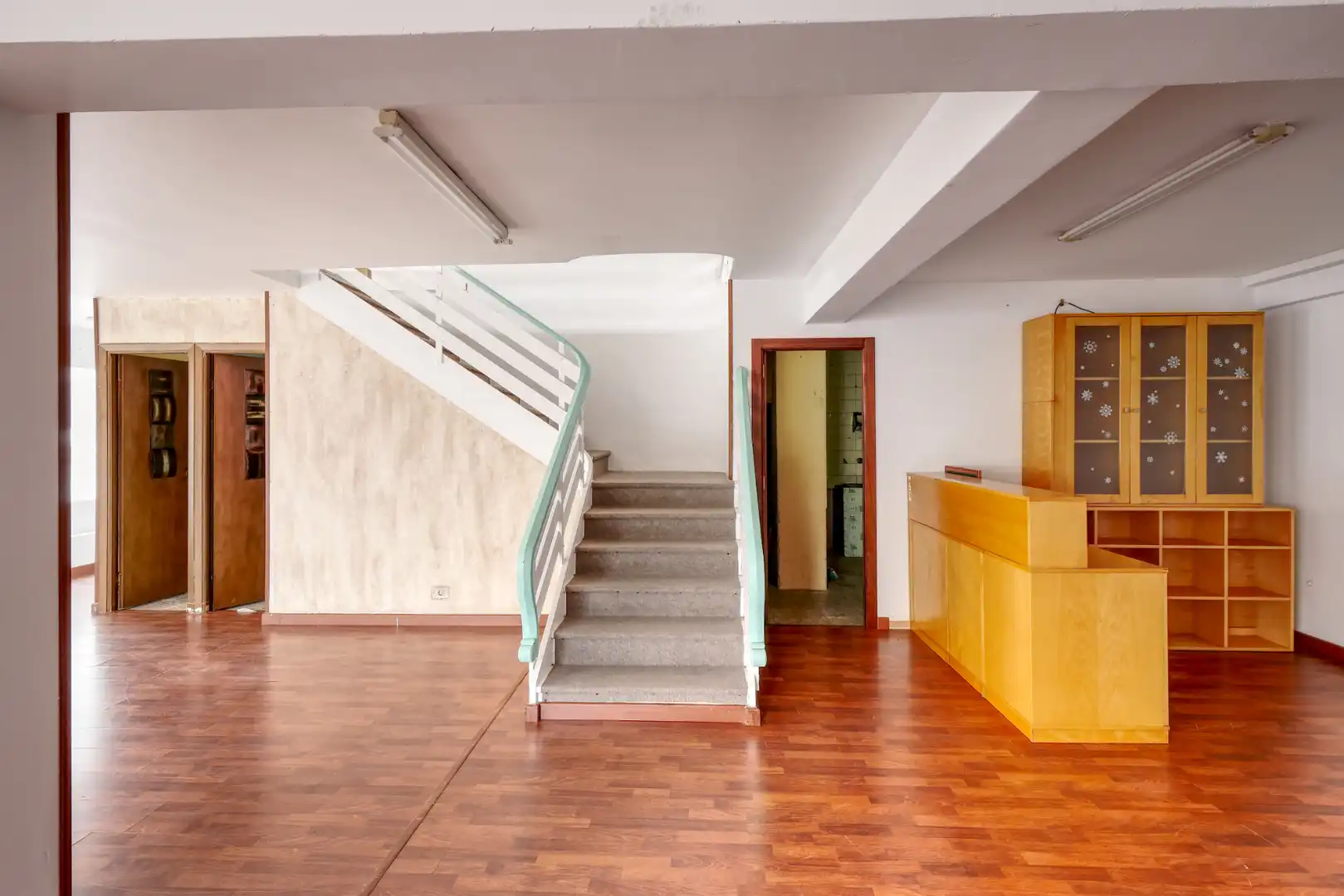 Commercial properties for sale in Ribeira  with Furnished