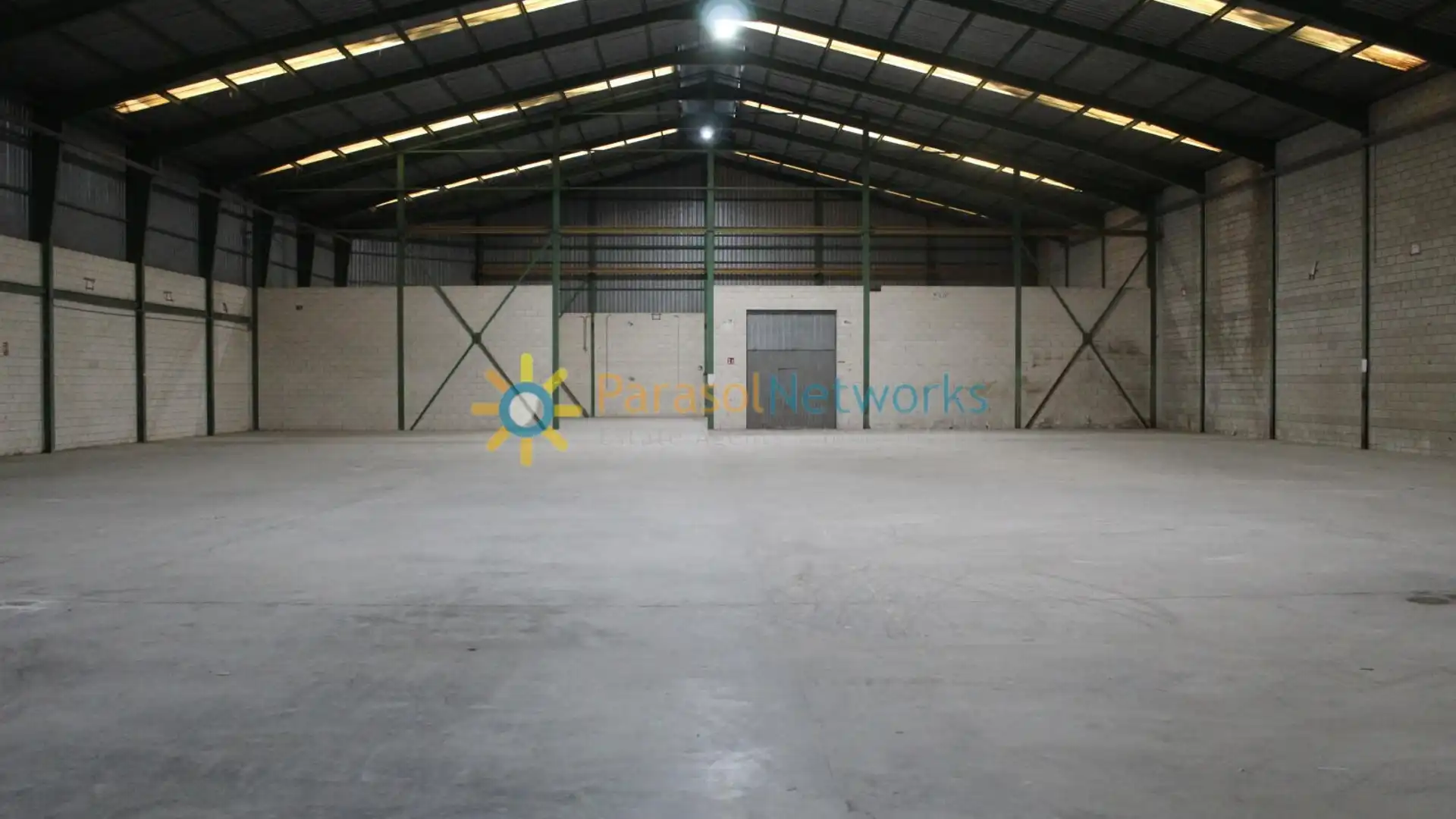 Industrial buildings for rent in Oliva