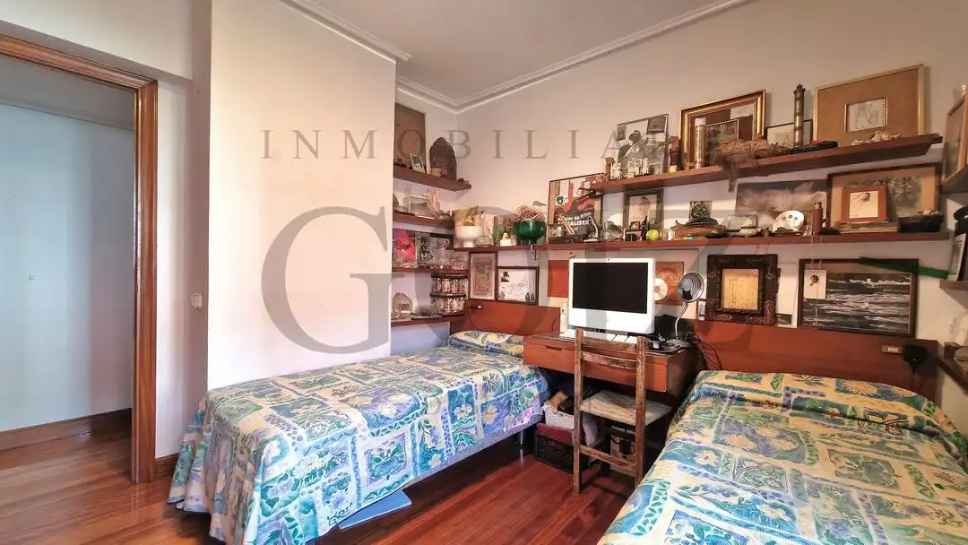 Flat with terrace for sale in Antiguo, imagen 26