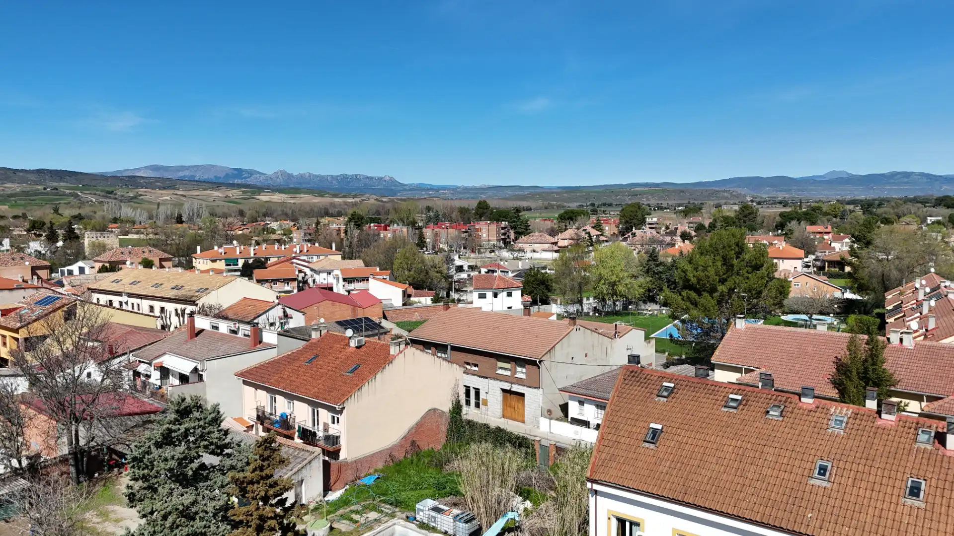 Vista exterior de Casa o xalet en venda en Talamanca de Jarama amb Calefacció, Jardí privat i Forn