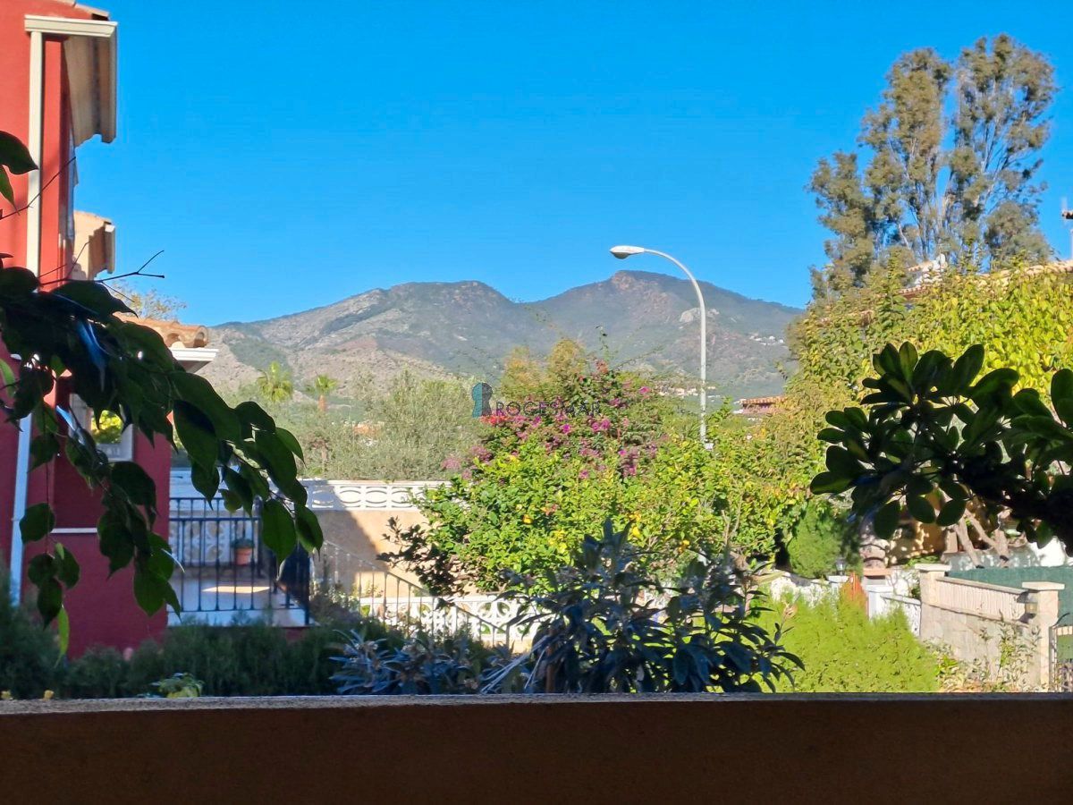 Exterior view of Single-family semi-detached for sale in Benicasim / Benicàssim  with Private garden, Terrace and Community pool