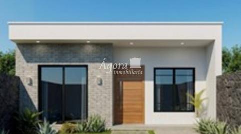 Foto 3 de Casa adosada en venta en Calle Parque de la Laguna Negra, Polígono San Cristóbal, Valladolid Capital