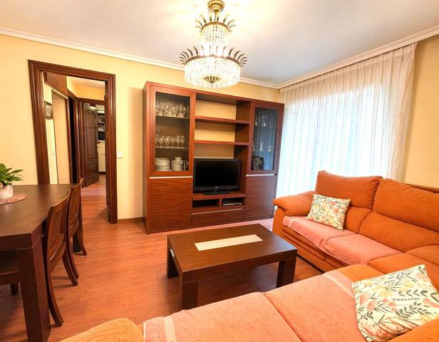 Piso en Venta en Calle del Corregidor Diego Cabeza de Vaca en Media Legua