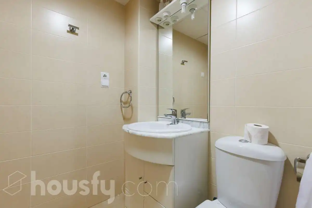 Bathroom of Flat for sale in Sant Jaume d'Enveja  with Storage room, Balcony and Community pool