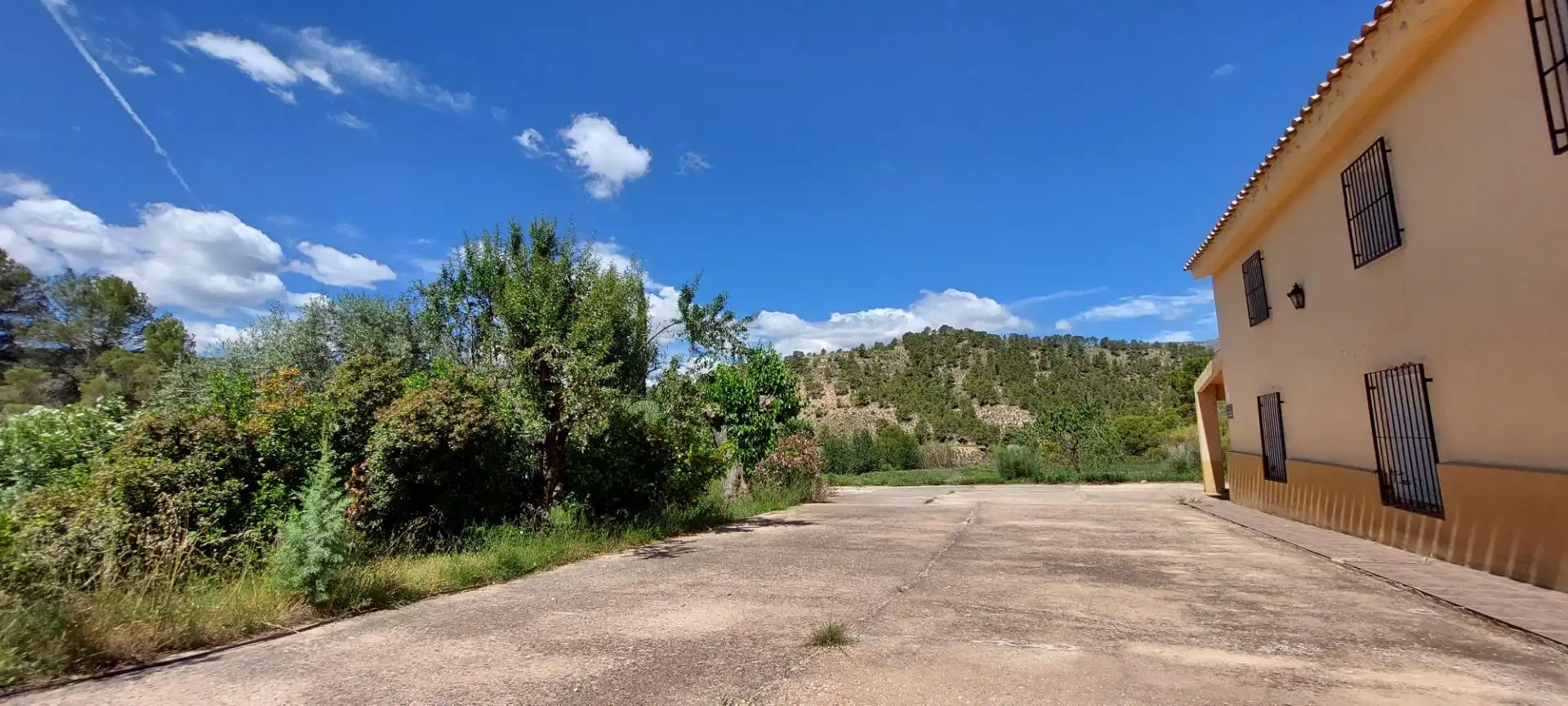 Parking de Finca rústica en venta en Nerpio con Jardín privado, Terraza y Amueblado