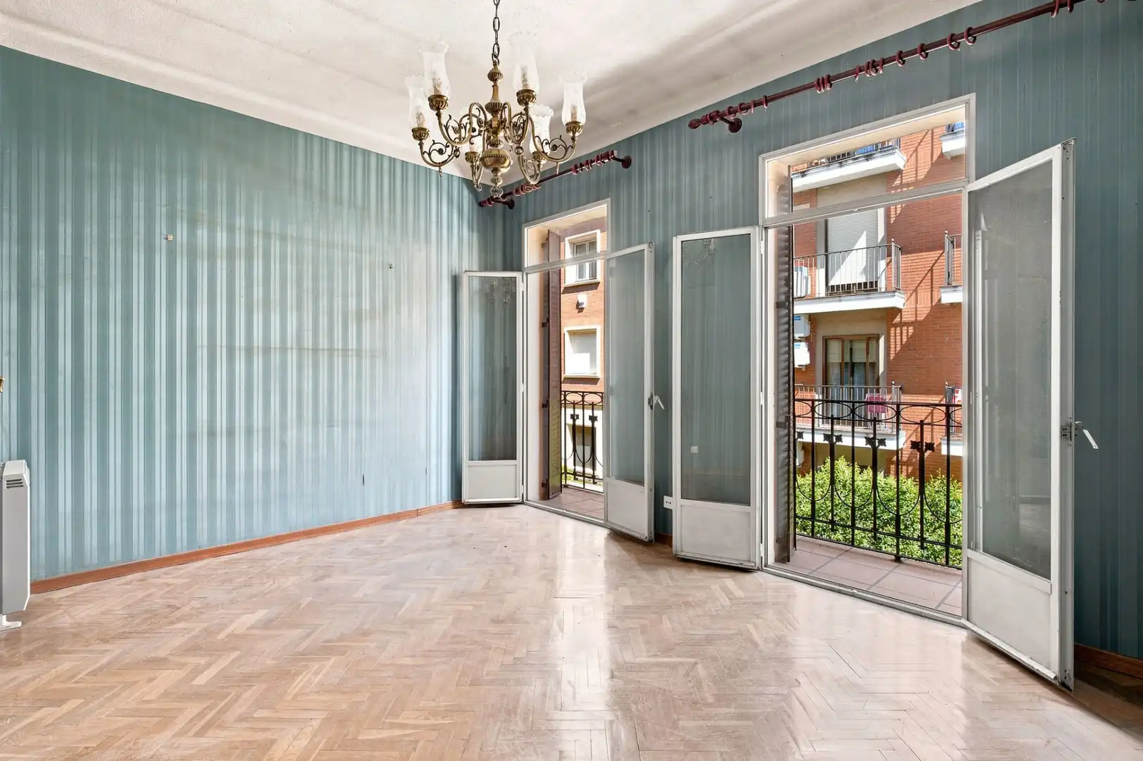Flat with terrace for sale in Calle de Jorge Juan, imagen 2