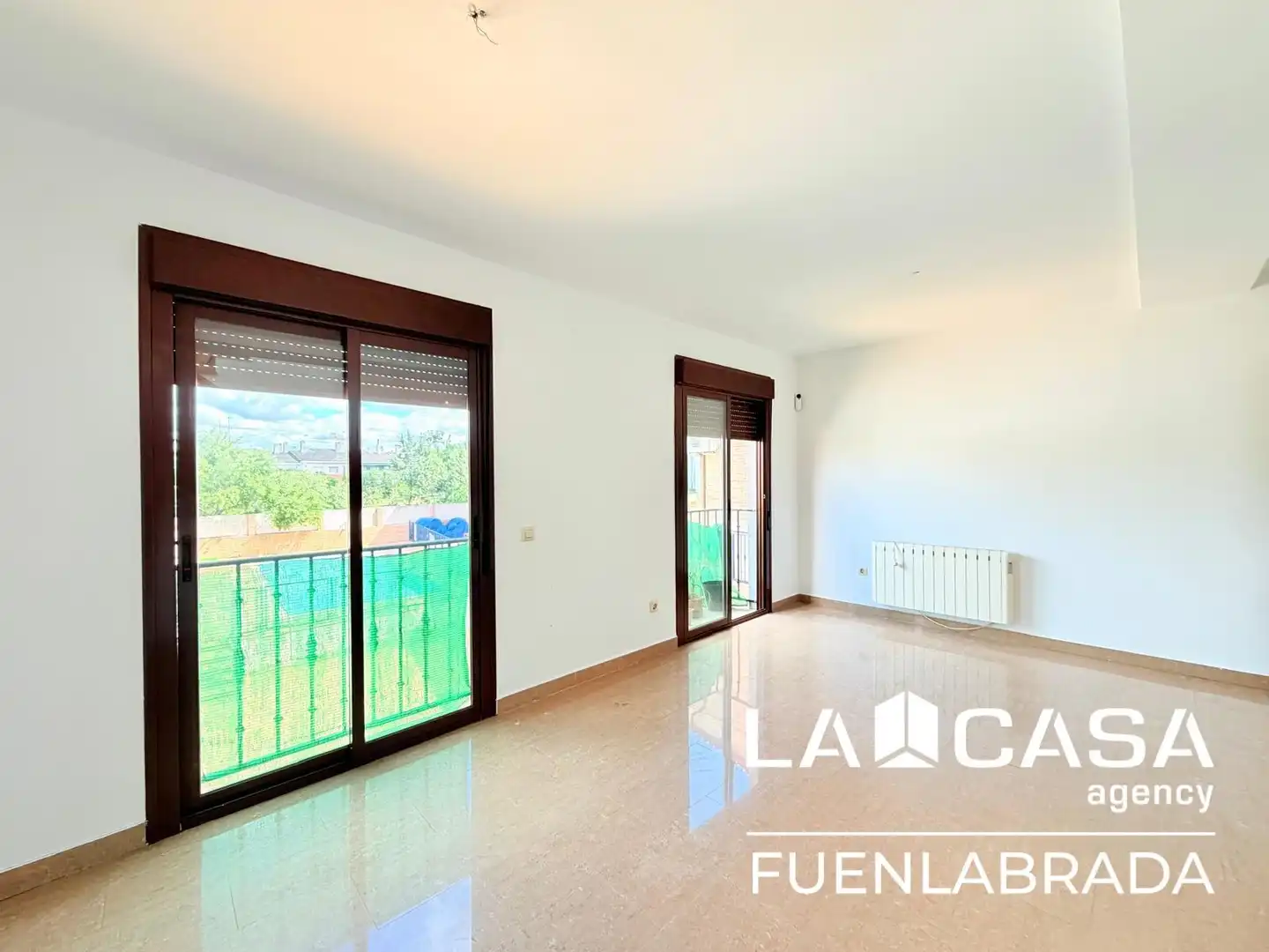 Exterior view of Duplexes for sale in El Viso de San Juan  with Heating, Swimming Pool and Balcony