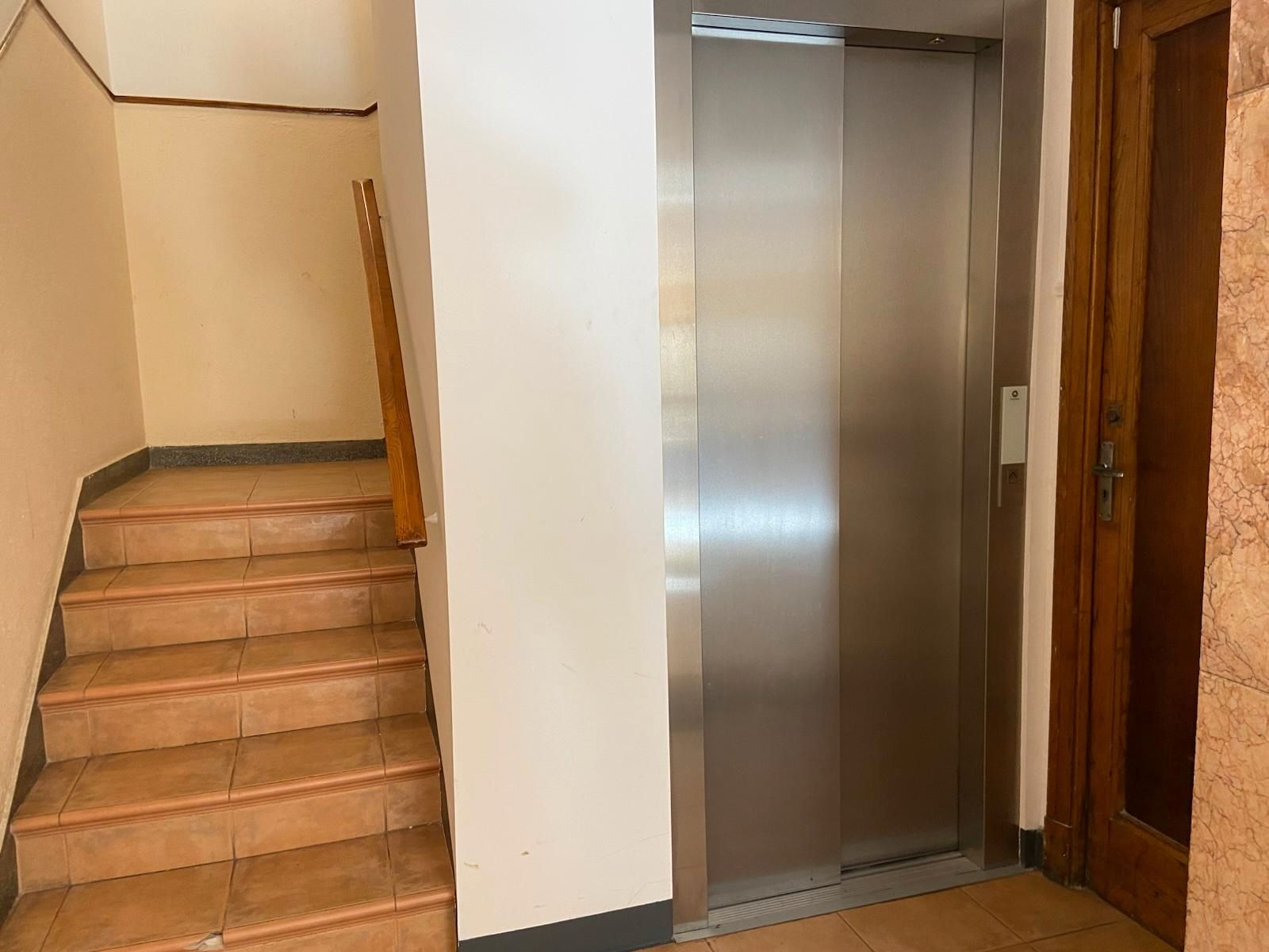 Piso en venta en Vigo  con Calefacción y Parquet