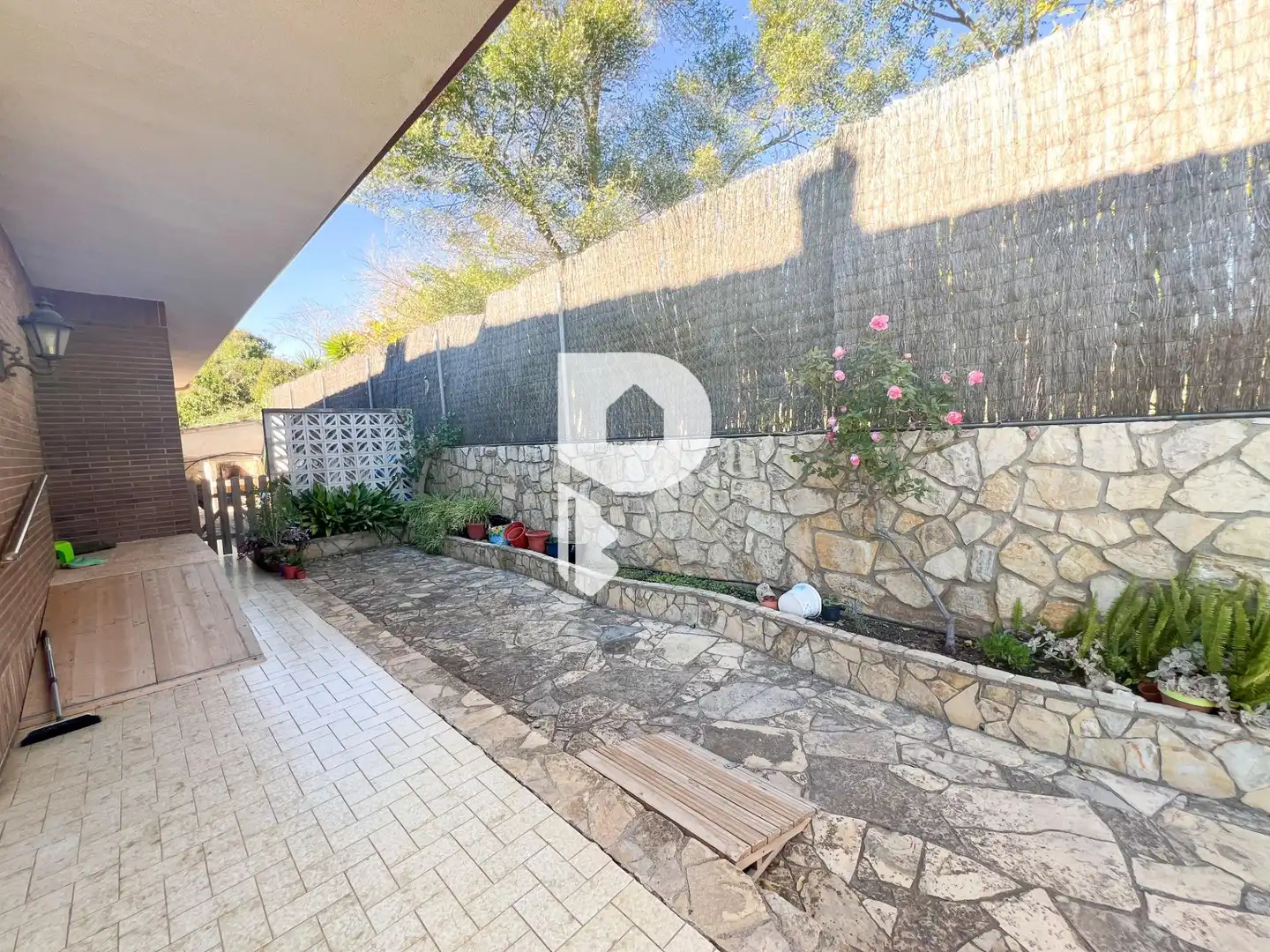 Terraza de Casa o chalet en venta en Pallejà con Aire acondicionado, Calefacción y Jardín privado