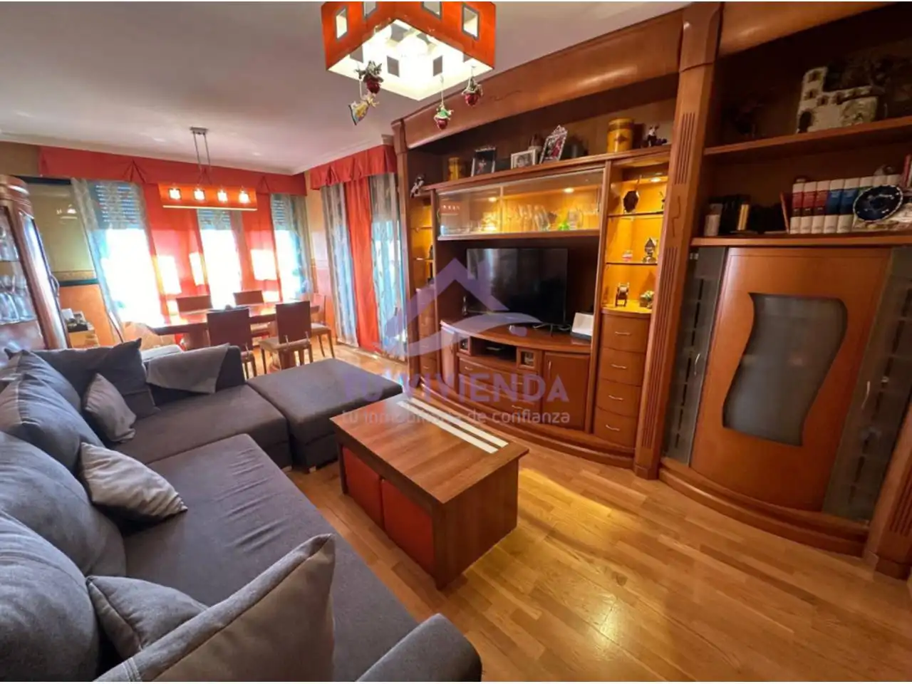 Living room of Attic for sale in Valladolid  with Heating, Parquet flooring and Terrace