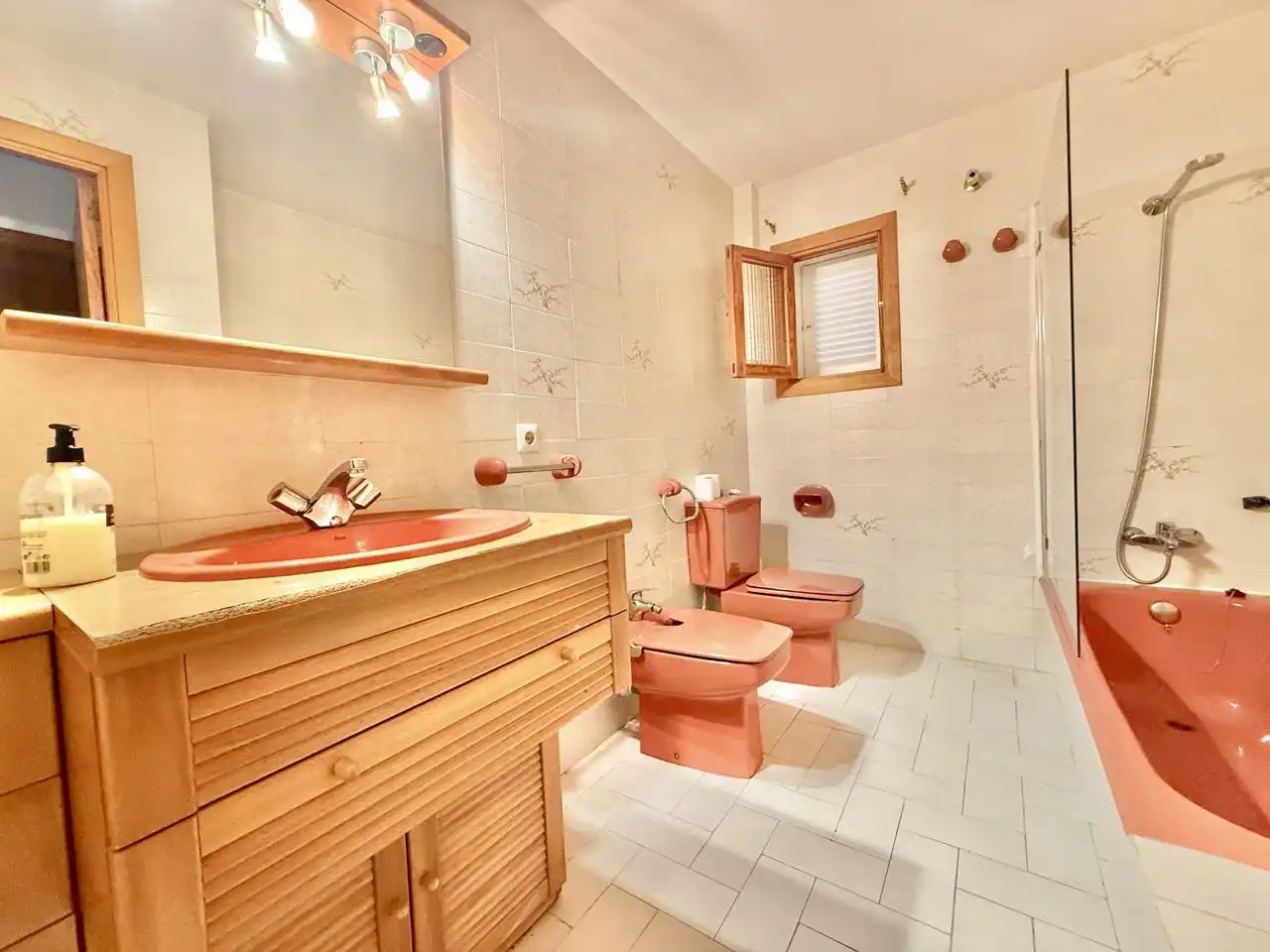 Baño de Casa o chalet de alquiler en Esporles con Aire acondicionado, Jardín privado y Terraza