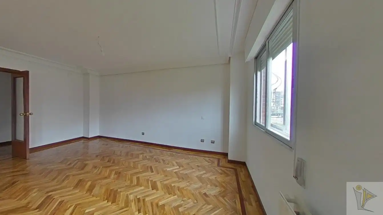 Piso en venta en AV DEL PARQUE , El Bercial