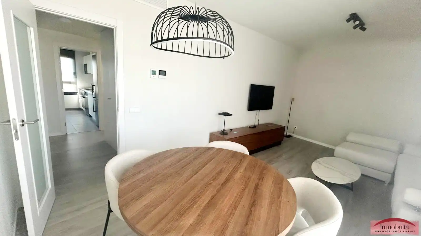 Dining room of Flat for rent in Sevilla  with Air Conditioner, Terrace and Furnished