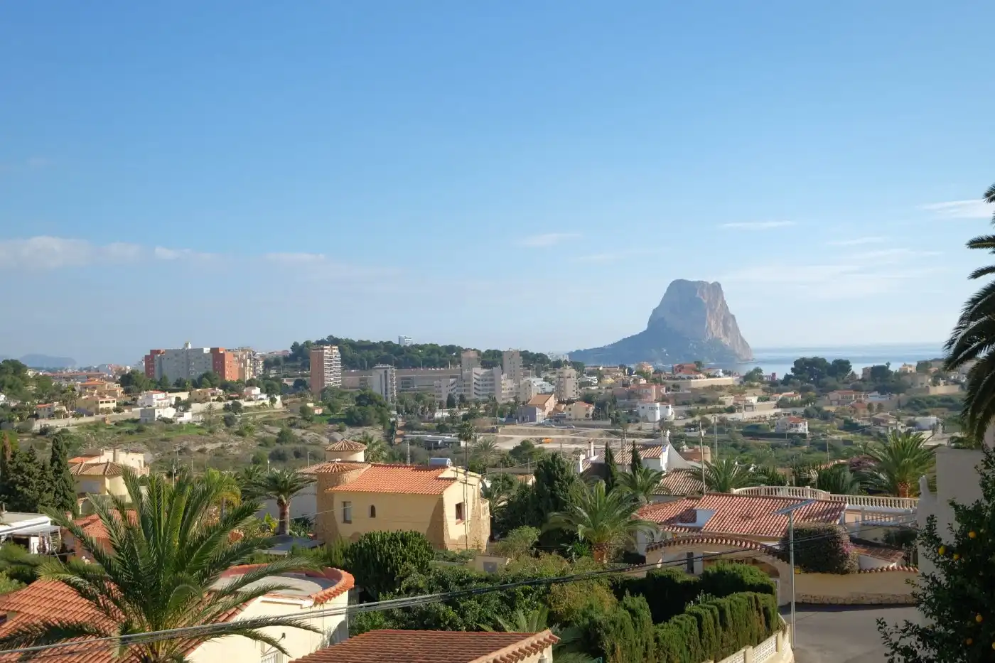 Vista exterior de Casa o xalet en venda en Calpe / Calp amb Aire condicionat, Calefacció i Jardí privat