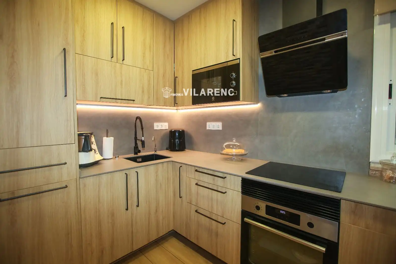 Flat with lift for sale in Bages, imagen 4