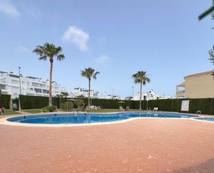 Piscina de Apartament en venda en Orihuela amb Balcó