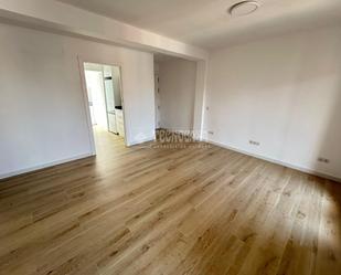 Dormitori de Pis en venda en  Madrid Capital amb Aire condicionat, Calefacció i Terrassa