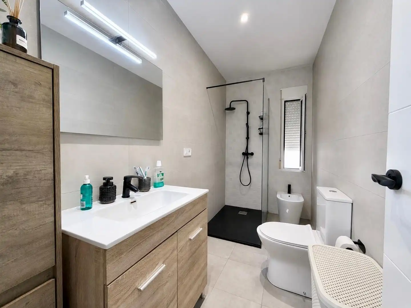 Baño de Casa o chalet en venta en Roquetas de Mar con Aire acondicionado, Calefacción y Jardín privado