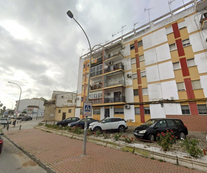 Vista exterior de Pis en venda en Coria del Río