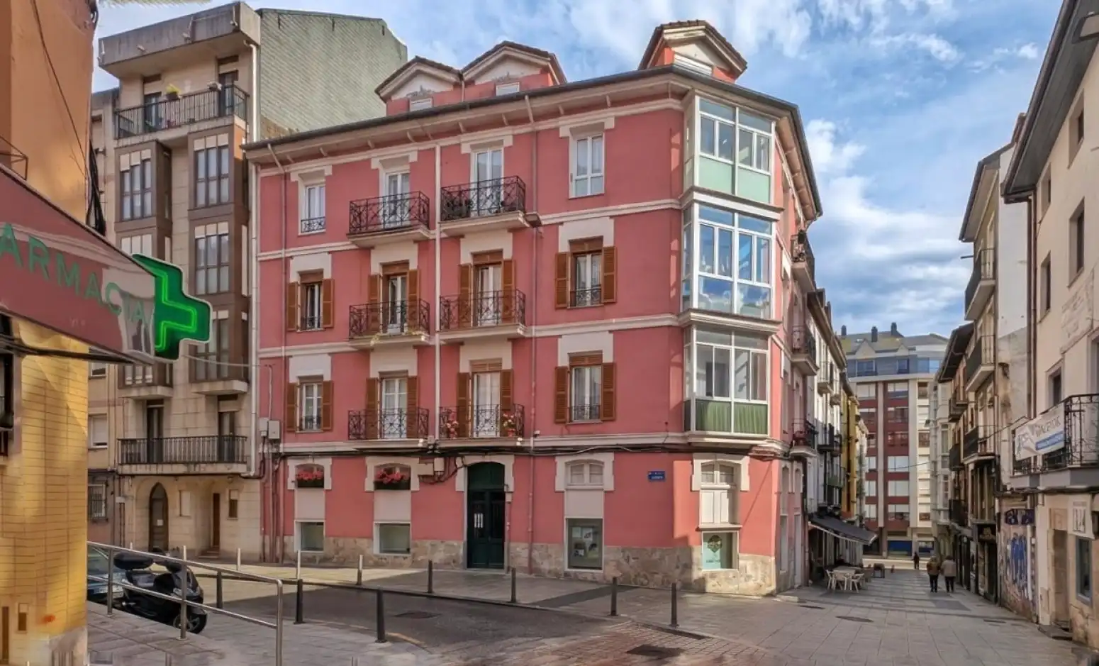 Vista exterior de Piso en venta en Santander