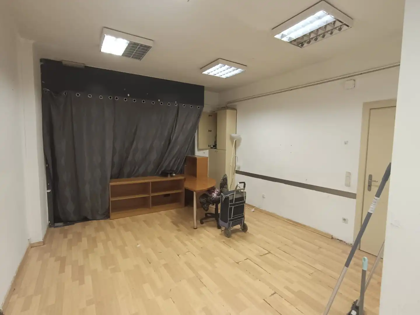 Local de alquiler en Centre, Centre - Sant Josep - Sanfeliu