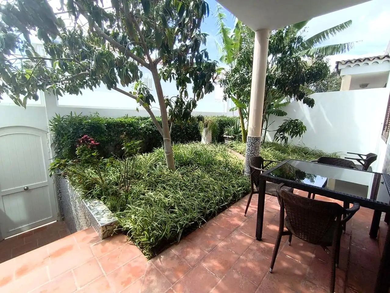 Planta baja de alquiler en Cornisa, Costa del Silencio