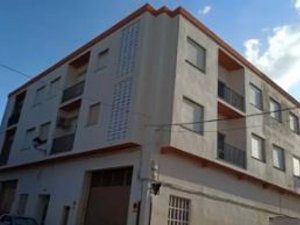 Vista exterior de Pis en venda en Fontanars dels Alforins amb Balcó