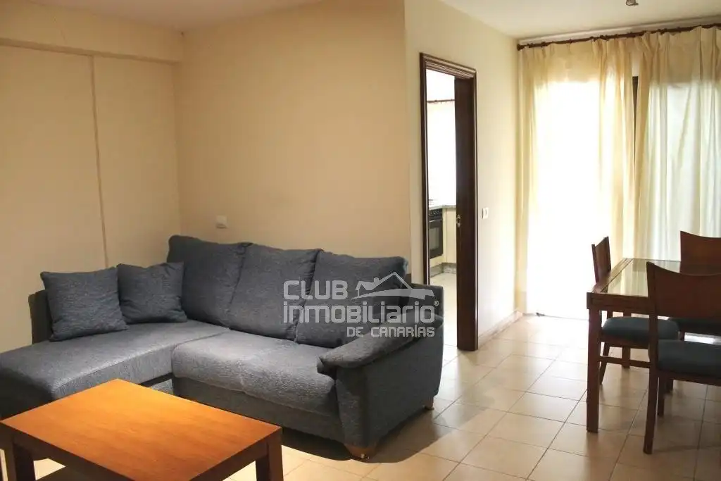 Living room of Flat for sale in Santa Cruz de Tenerife  with Storage room, Furnished and Balcony