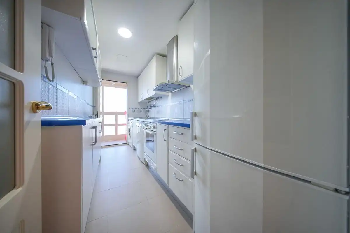 Kitchen of Flat for rent in Madrid  with Air Conditioner, Heating and Terrace