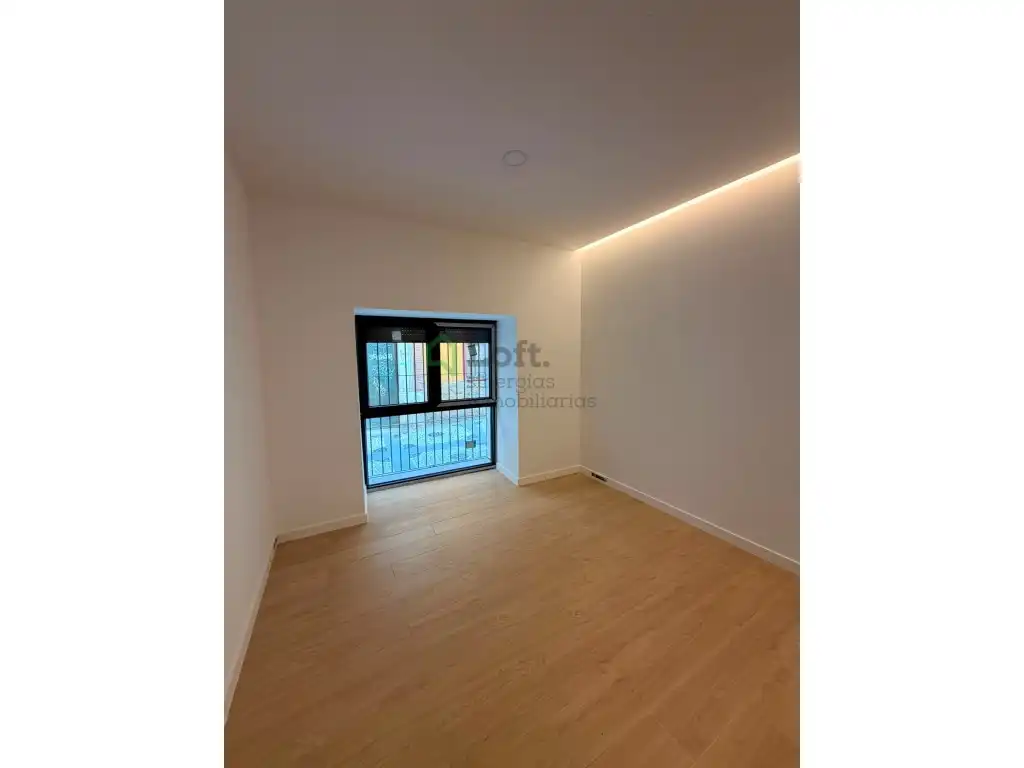 Bedroom of Apartments for sale in Casco Antiguo